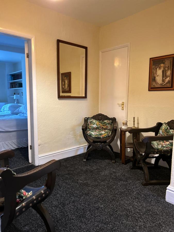 Lucy Cross Guest House 外观 照片